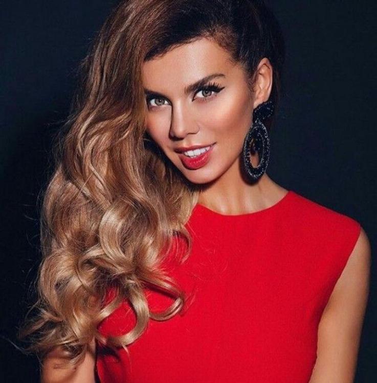 Куда исчезла певица Анна Седокова?