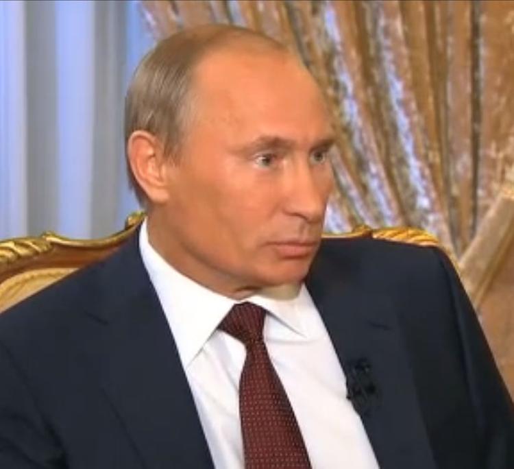 Путин заявил, что власти не будут давать указаний Роснефти и Газпрому