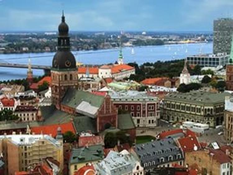 Латвия с осени запрещает аккредитацию российских турфирм