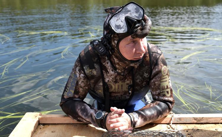 Кремль опубликовал видеозаписи отдыха Путина
