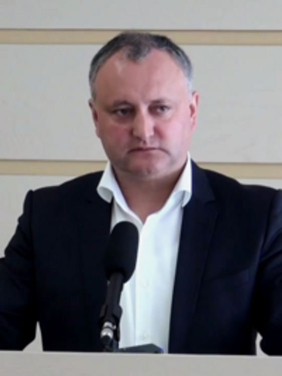 57 военных из Молдовы примут участие в учениях на Украине, хотя Додон запретил
