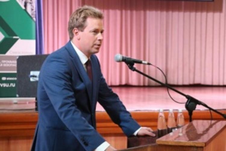 Овсянников дал присягу на сцене драмтеатра