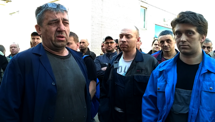 Кому на деньги наплевать?