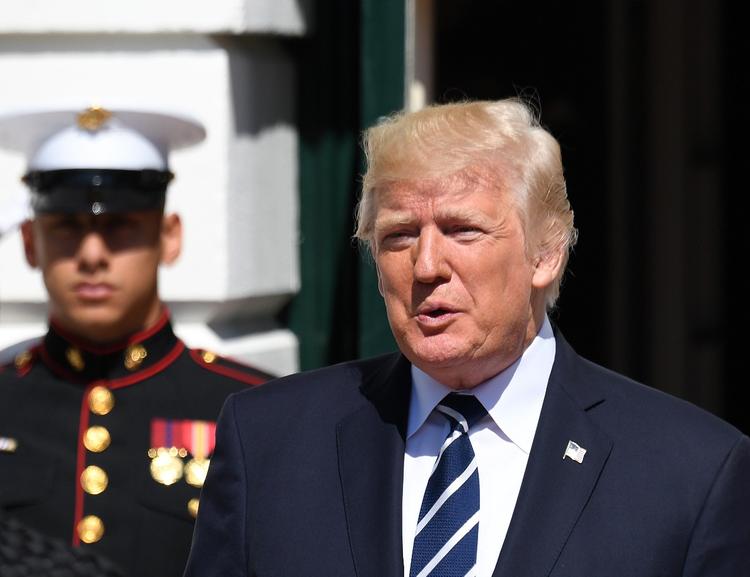 Эксперт прокомментировал заявление об «удерживающем мир от хаоса» Трампе