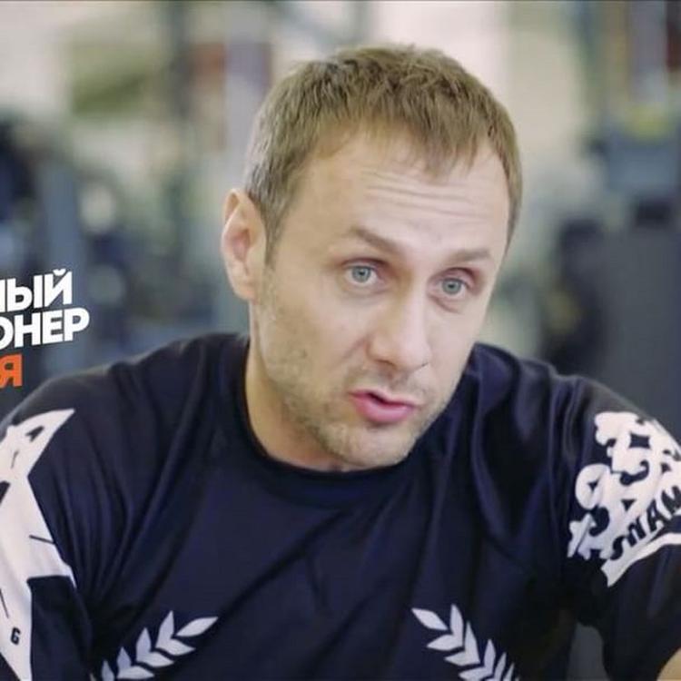 Чемпиона мира по кикбоксингу избили в Москве