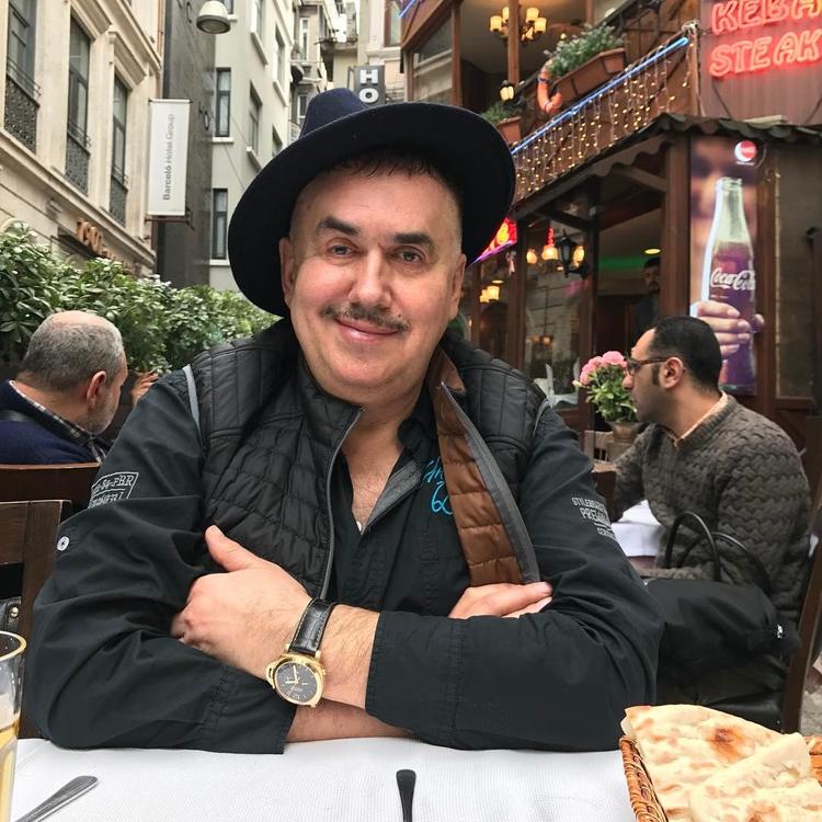Стас Садальский сурово раскритиковал Юлию Меньшову и Максима Галкина