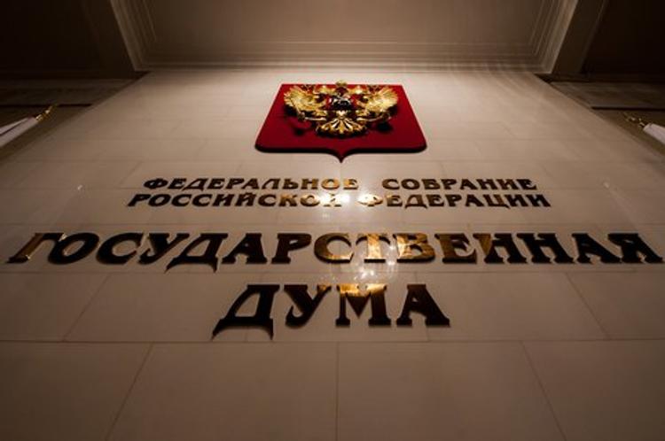 Детям-сиротам могут разрешить переезжать в общежития с 14 лет