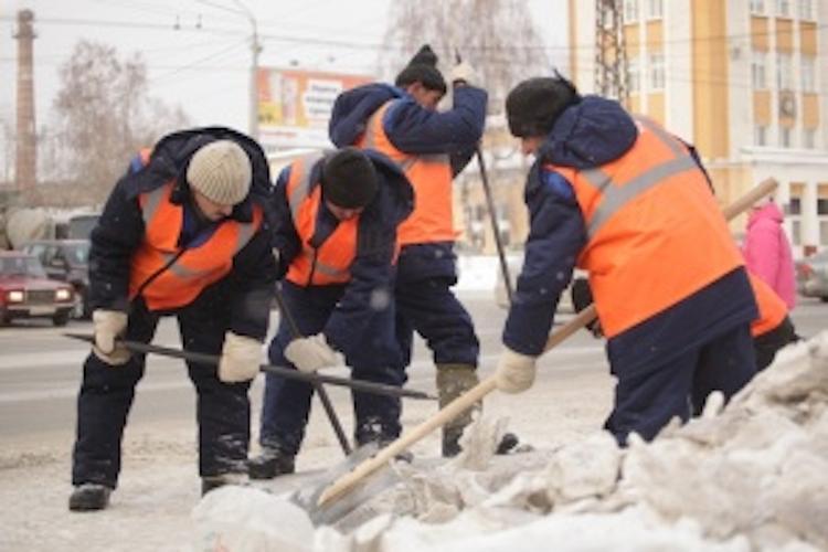 Гастарбайтеры из Фороса избили главу ФМС Ялты