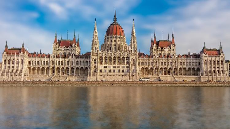 Украина нанесла "удар в спину" Европе