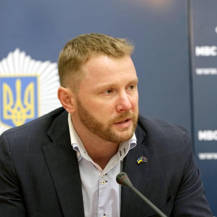 МВД Украины объяснило, почему участников "МихоМайдана" ставили на колени