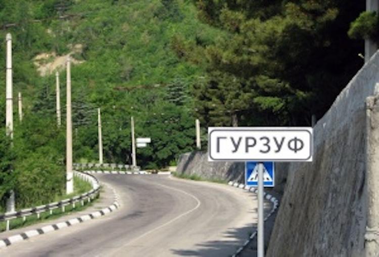 Стали известны последствия камнепада на дорогу возле Артека в Гурзуфе