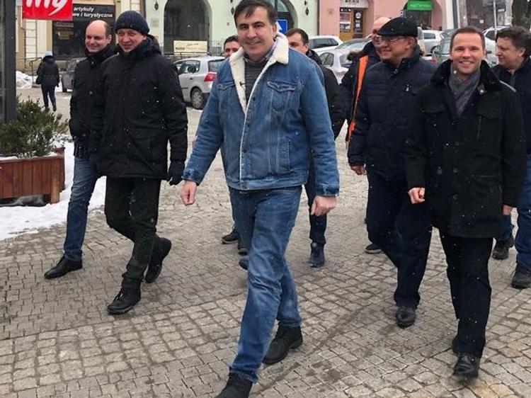 Саакашвили призвал своих сторонников скорее взять власть в Грузии