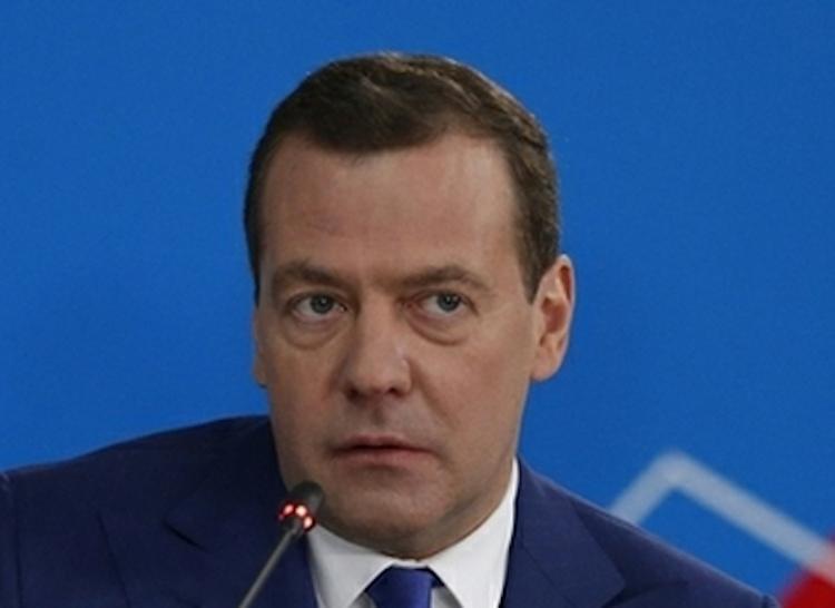 Медведев назначил трех новых замминистров