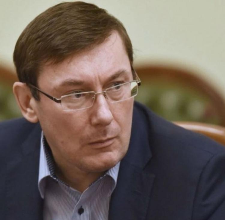 Луценко хочет арестовать Савченко по подозрению в подготовке теракта