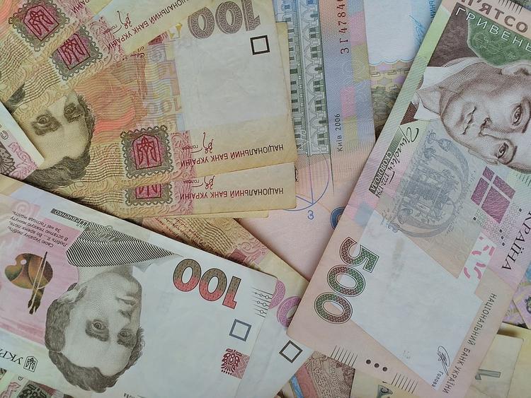 Украинский журналист: "Спросите у Киева, а деньги-то на Крым есть? "