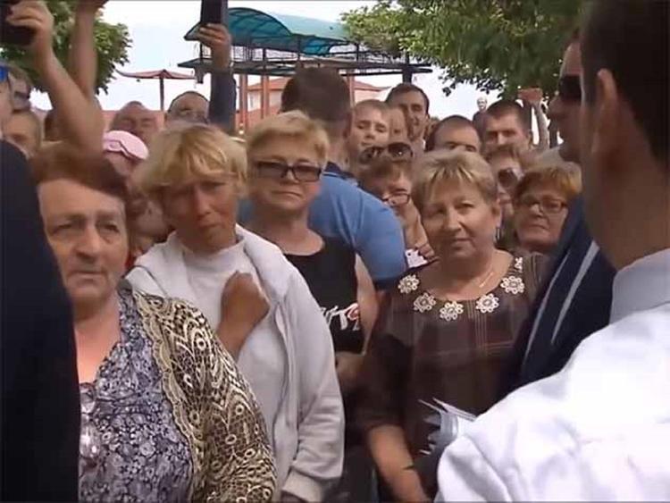 Как живет крымчанка, которой Медведев посоветовал "держаться"