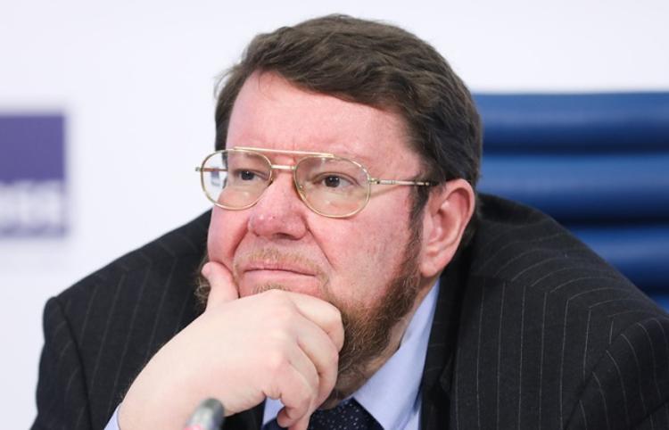 «Может, Крымский мост остался последним, а остальные деньги сгрузили в Штаты?»