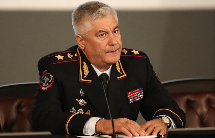 Министр внутренних дел РФ наградил полицейских-спортсменов
