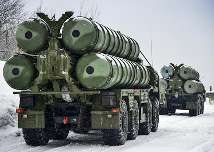 Минобороны досрочно получило последний в 2018 году полк С-400