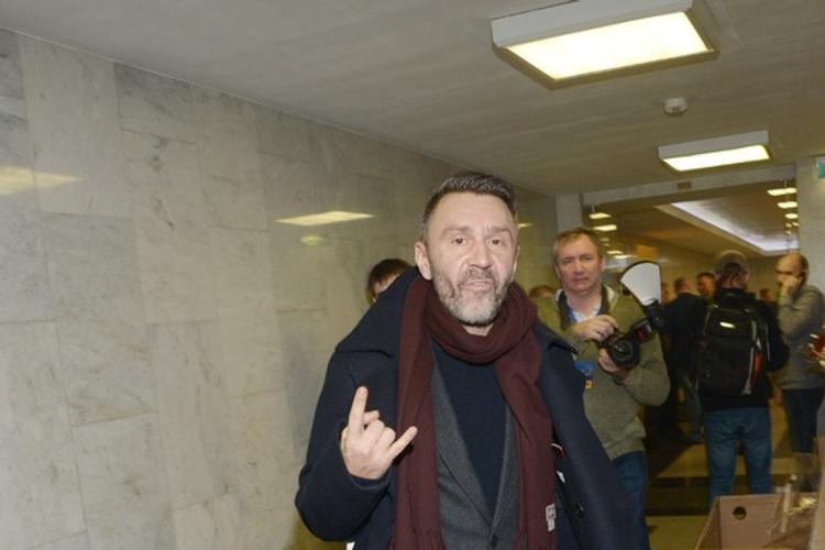 Шнуров посвятил стихотворение чиновнице «никто не просил рожать»