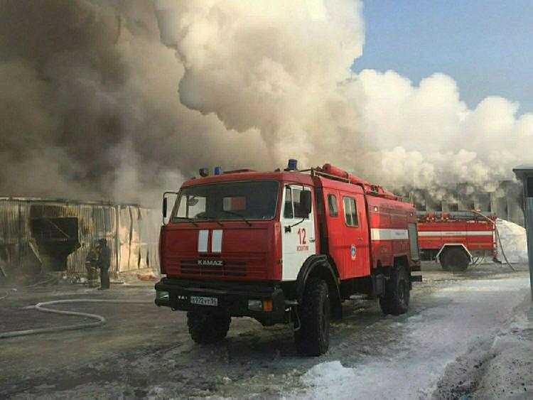 СК обнародовал видео с места пожара в Кузбассе, в котором погибли шестеро детей