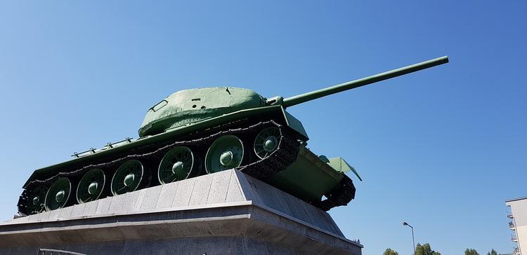 В Москве состоялся марш в честь 77-й годовщины парада 1941 года