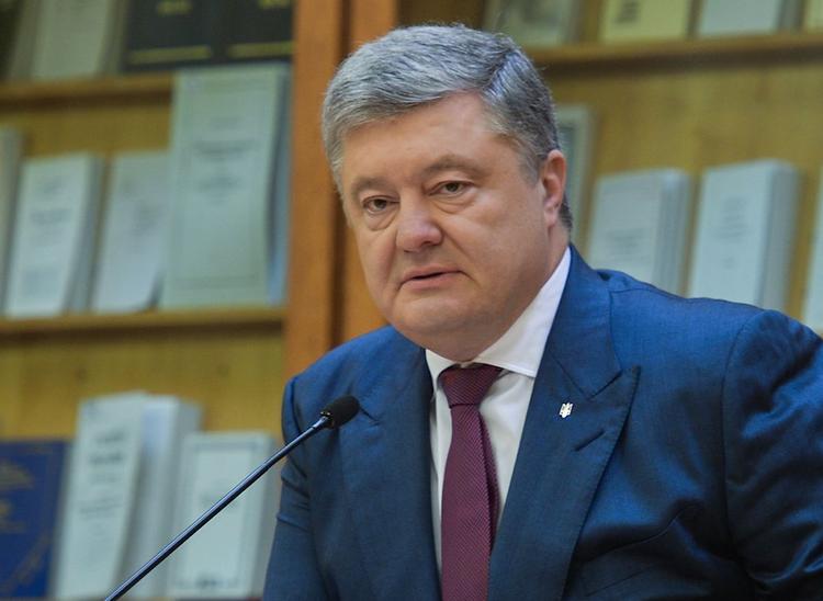 Порошенко: РПЦ нечего делать на территории Украины