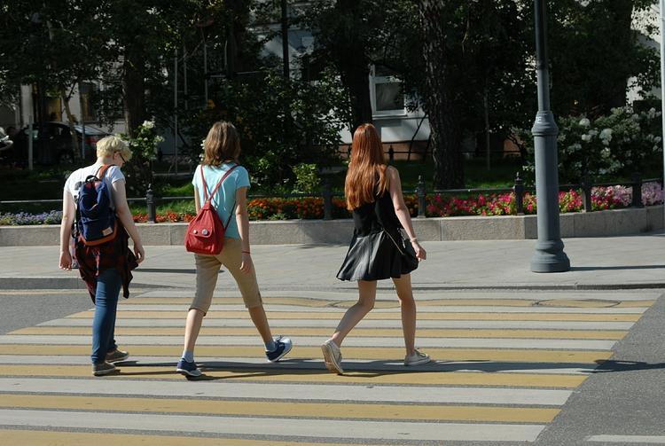В Бронницах женщина сбила трех подростков