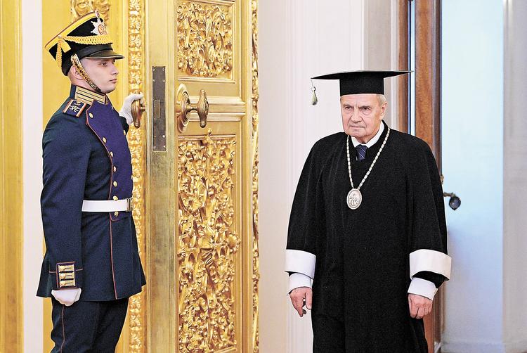 С пенсиями прокатило, на очереди ЖКХ