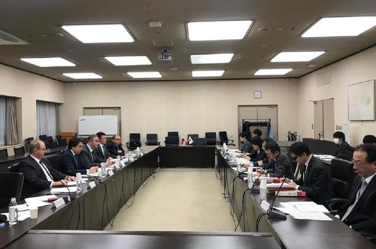 Эксперт: Мирный договор с Японией давно подписан
