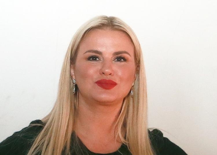 Анна Семенович поведала, "как ее грудь начала жить самостоятельной жизнью"
