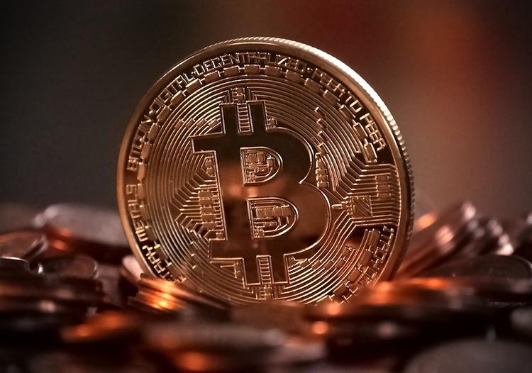 Пенсионерка лишилась 3 млн рублей из-за желания вложиться в биткоины