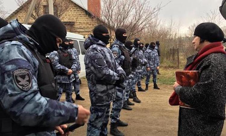 В Симферополе прошли обыски в домах крымских татар