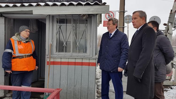 С поселка Новосинеглазово сняли транспортную блокаду