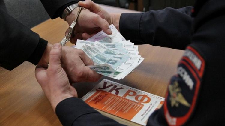 На Кубани начальника райотдела полиции задержали при получении взятки