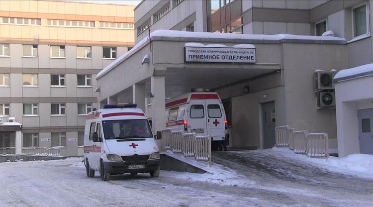 "Вы все подохните, а я всё буду помощь оказывать!", нервный срыв у врача подмосковной больницы