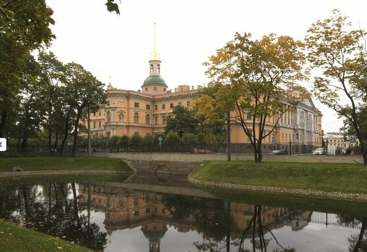 В филиале Русского музея Санкт-Петербурга опровергли сообщение о краже скульптуры