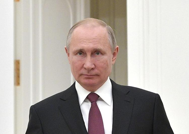 Стало известно, сколько Владимир Путин заработал в 2018 году