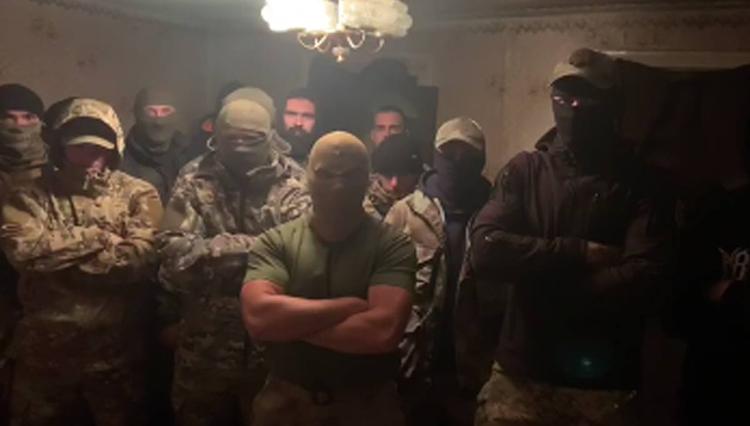 Стало известно, почему сорвавшие перемирие националисты прячут лица