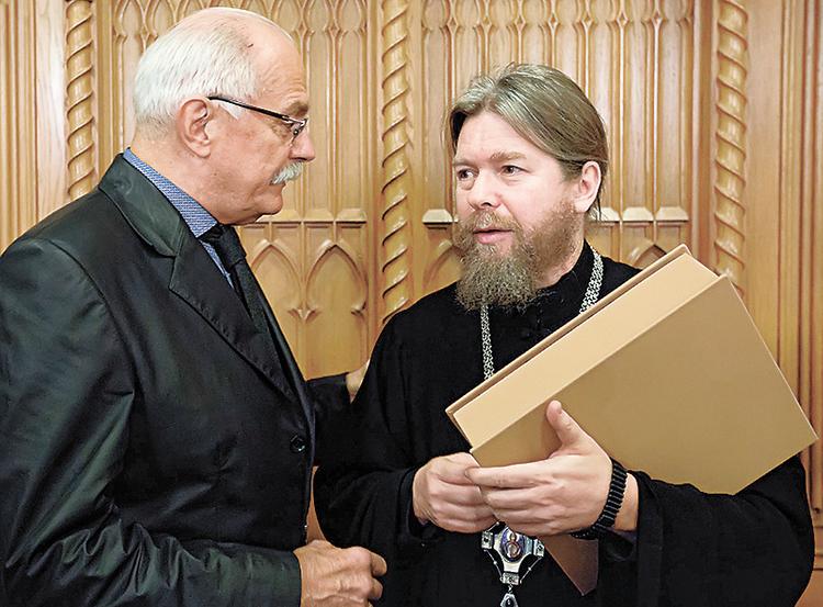 Никиту Михалкова ждут в политике. Или в церкви