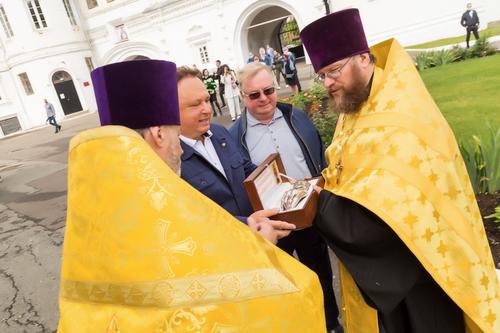 Прикоснуться к мощам целителя Пантелеимона теперь можно в храме Веры, Надежды, Любови и Софии