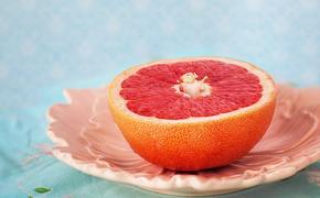 Диетолог раскрыла мифы о грейпфруте 