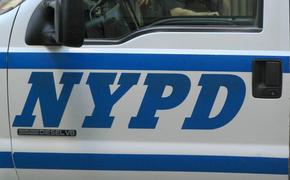 Протестующие напали на полицейских в Нью-Йорке