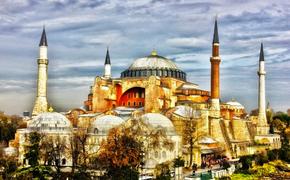 Какие христианские храмы в Турции стали мечетями кроме собора Святой Софии