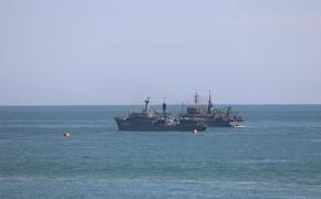 Впервые в истории России военно-морской парад состоялся в Дагестане, куда перебазировалась Каспийская флотилия