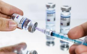 Доктор Мясников сообщил о готовности медиков дорабатывать вакцину от коронавируса