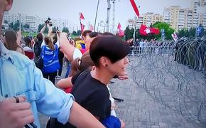 В центре Минска снова задерживают протестующих