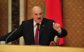 У резиденции Лукашенко в Минске разместили  десять БТР