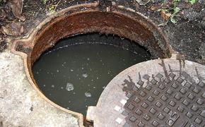 Сотрудники коммунальных служб гибнут в канализационных колодцах