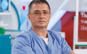 Телеведущий Александр Мясников: Сочетание гриппа и COVID-19 особенно сложно поддается лечению